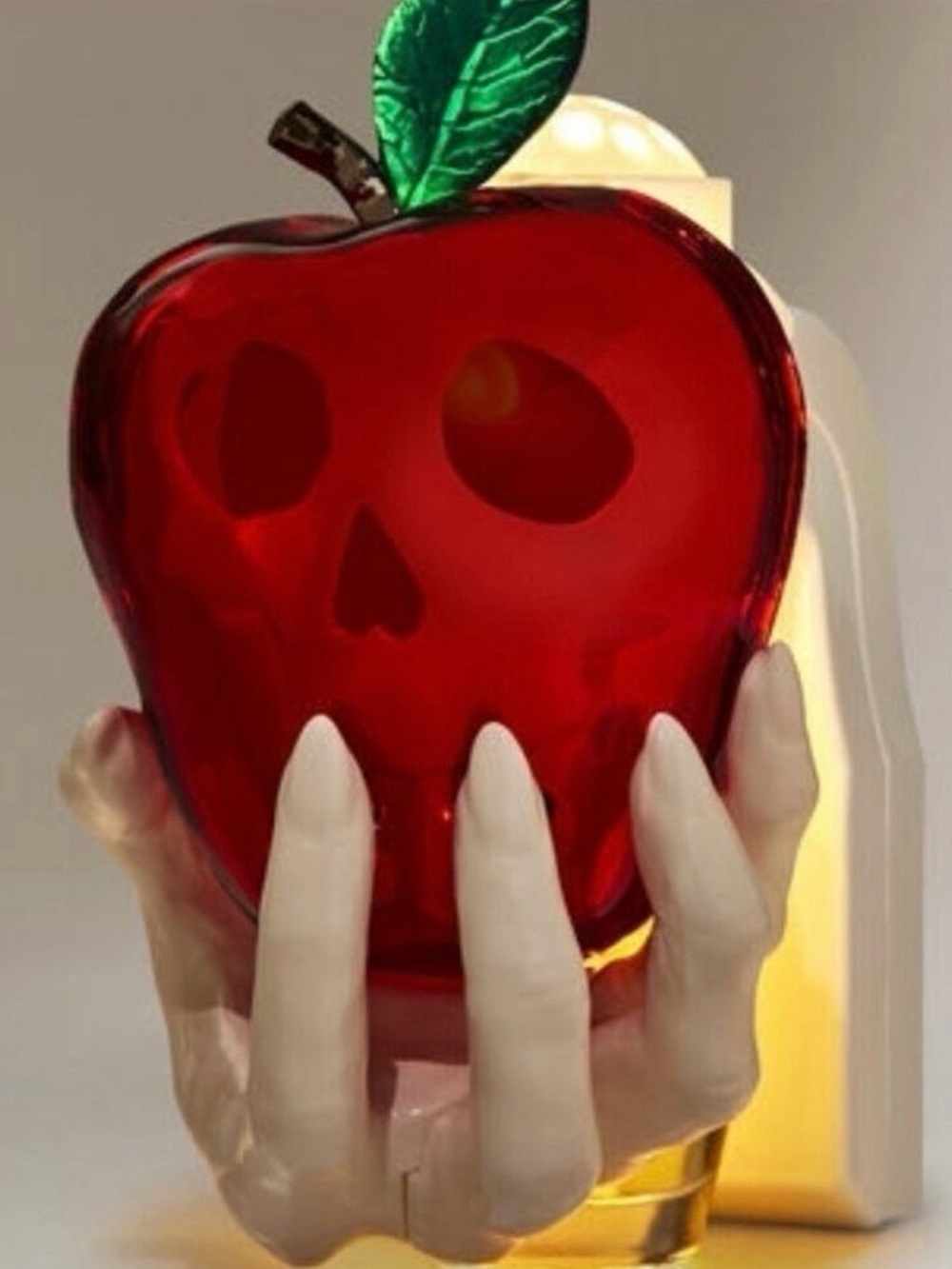 Bath and Body Works Halloween  Wallflower Plug In Witch Hand